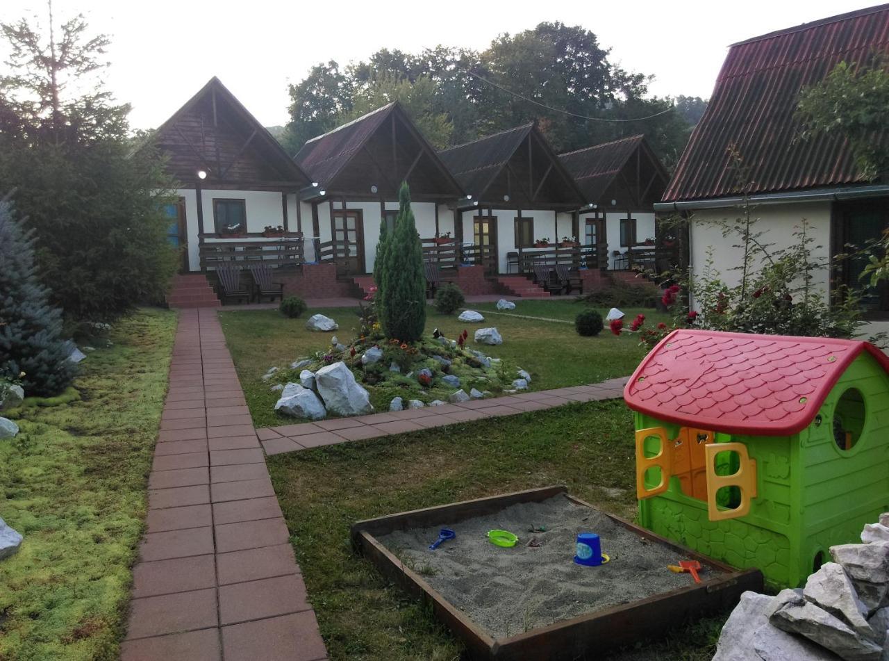 Vila Paula & Spa Sovata Exterior foto